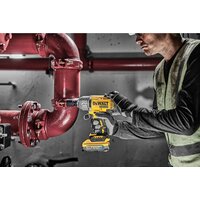 DeWalt DCF900H2T (с 2-мя АКБ, кейс) Image #8